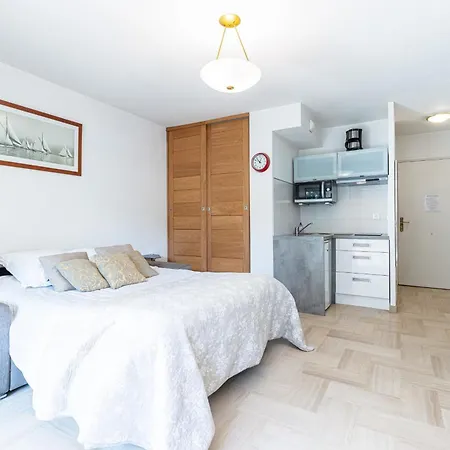 Terrace Garage & Ac Appartement